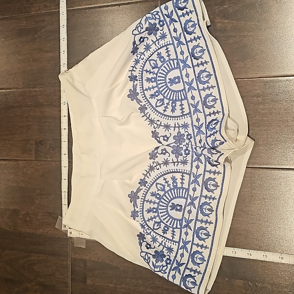 Cute white and embroidered blue dress shorts
